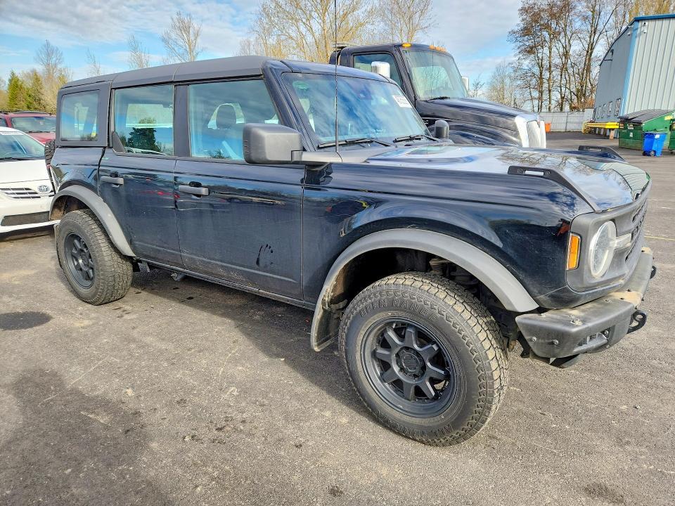 2022 Ford Bronco Base