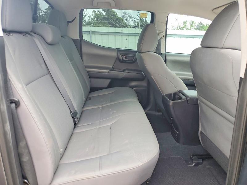 2016 Toyota Tacoma SR