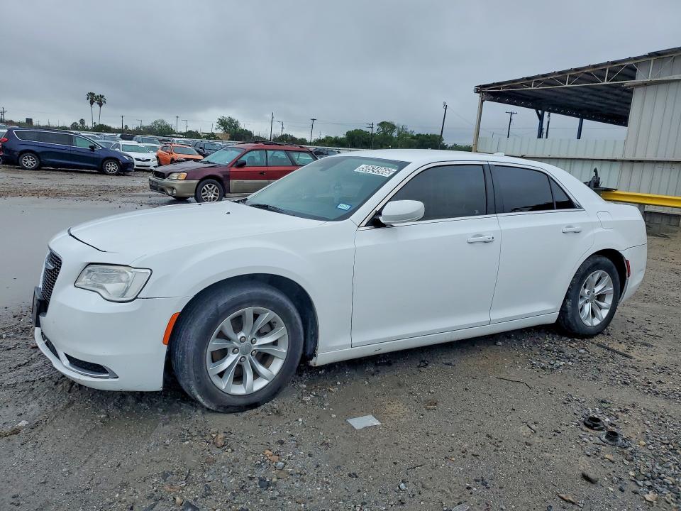 2016 Chrysler 300 Limited