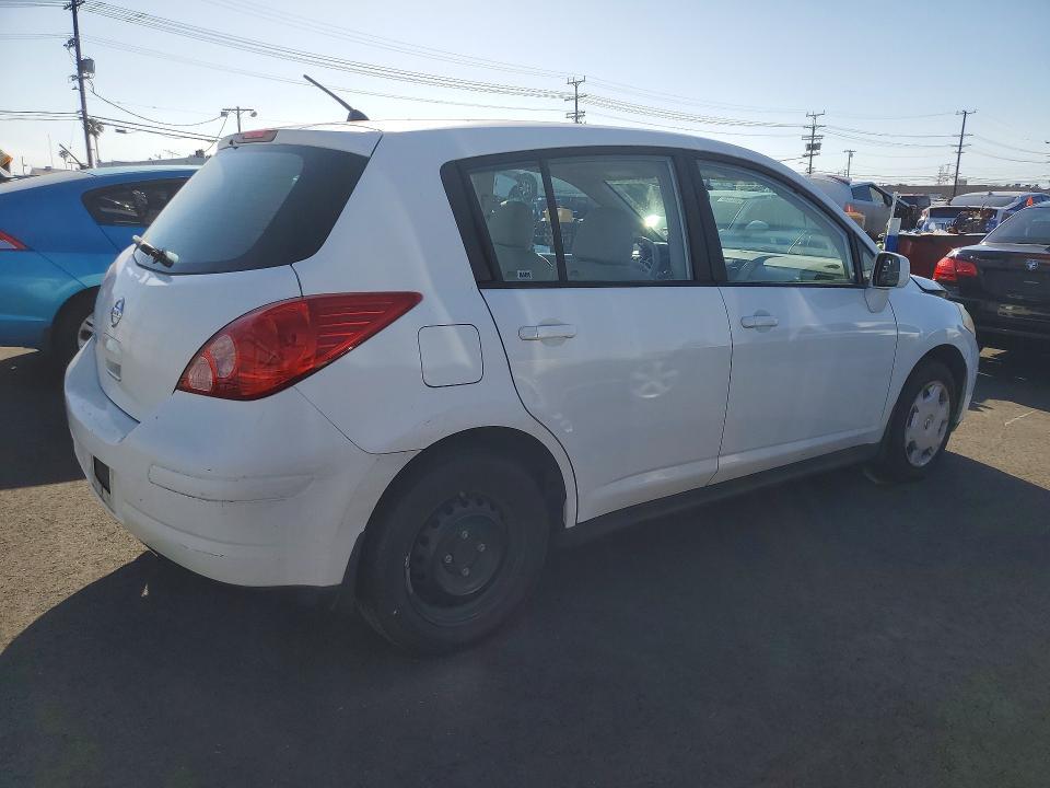 2009 Nissan Versa 1.8 s