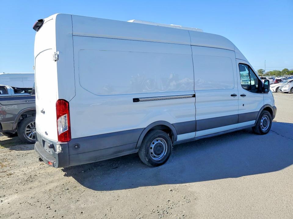 2018 Ford Transit T-250
