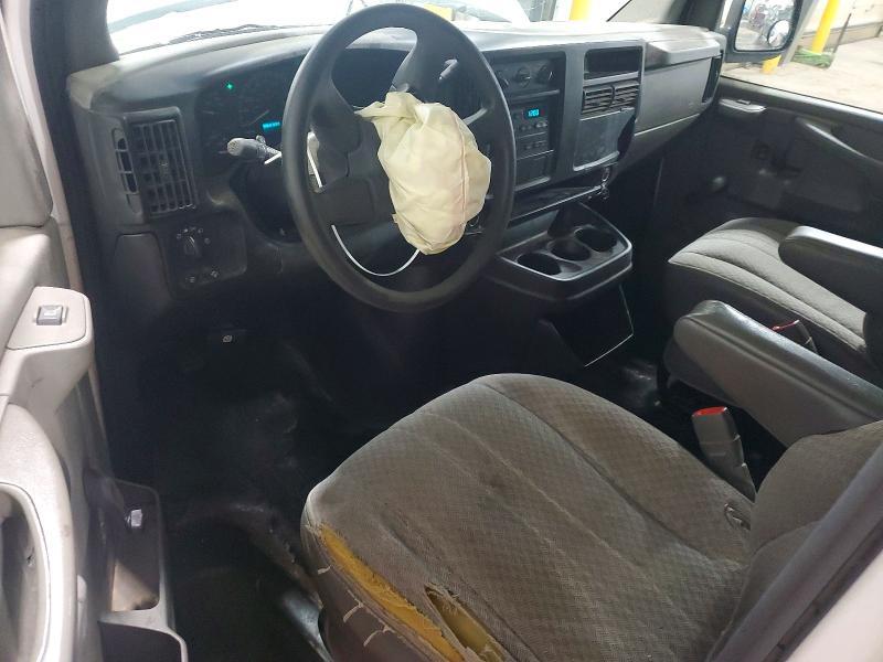 2005 Chev Rolet Express 3500 Delivery Truck