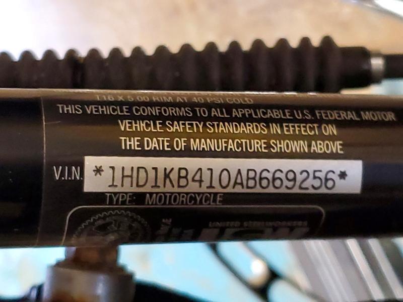 2010 Harley-Davidson Flhx