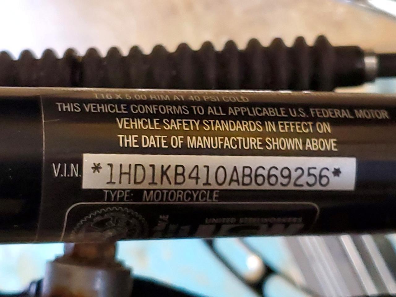 2010 Harley-Davidson Flhx