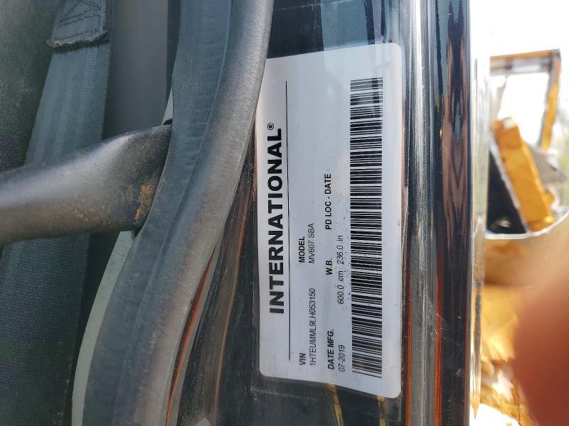 2020 International MV607 BOX Truck