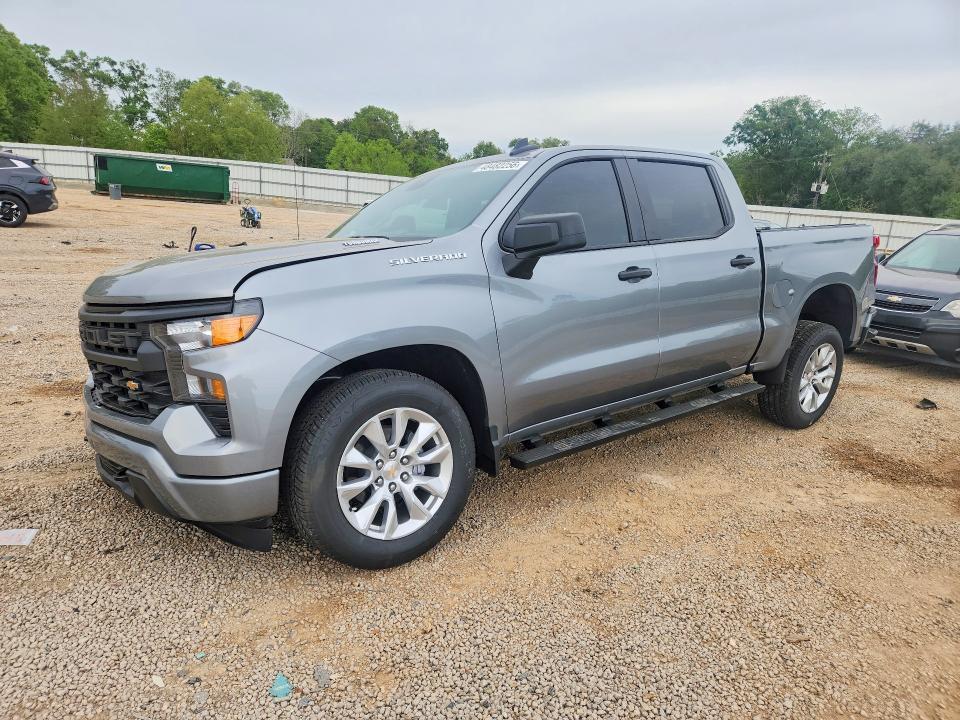 2026 Chevrolet Silverado C1500 Custom