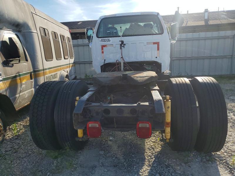2005 Ford F750 Super-Delivery Truck