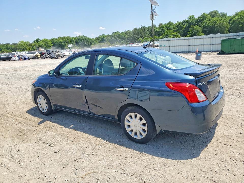 2015 Nissan Versa 1.6 sv