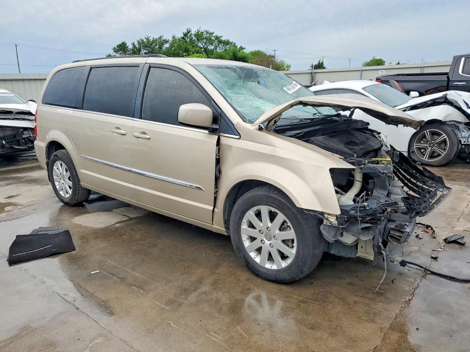 2013 Chrysler Town & Country Touring