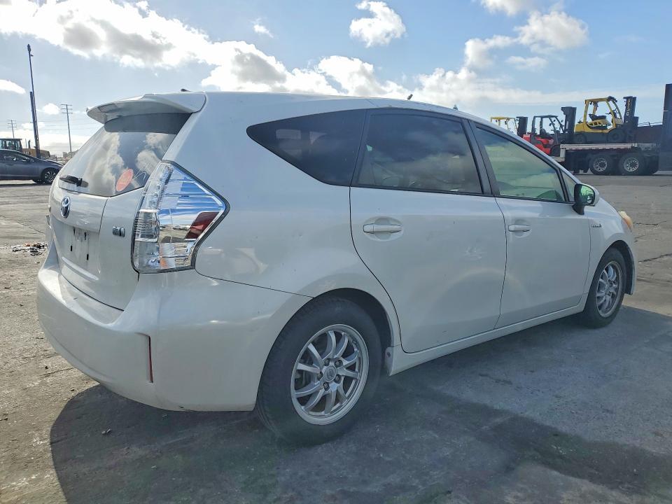 2013 Toyota Prius v Three