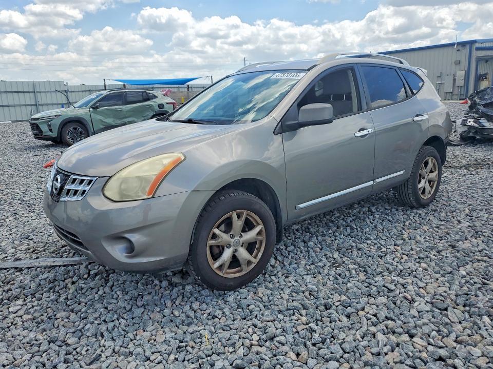 2011 Nissan Rogue s