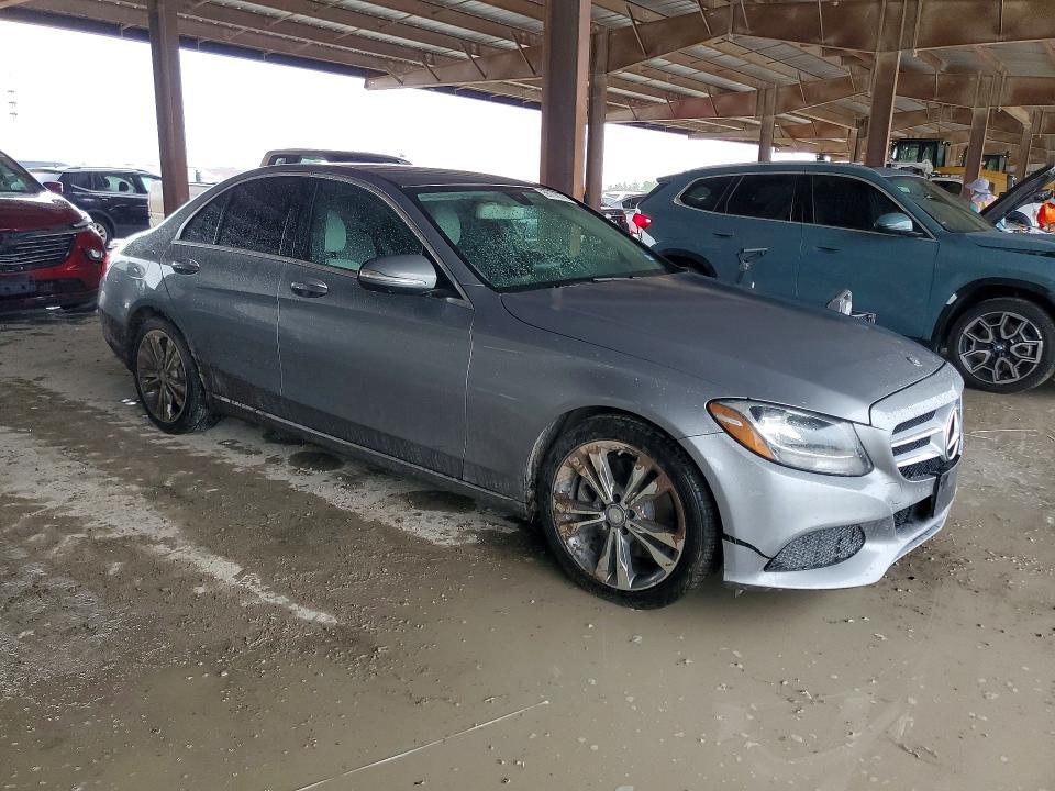 2015 Mercedes-Benz C300
