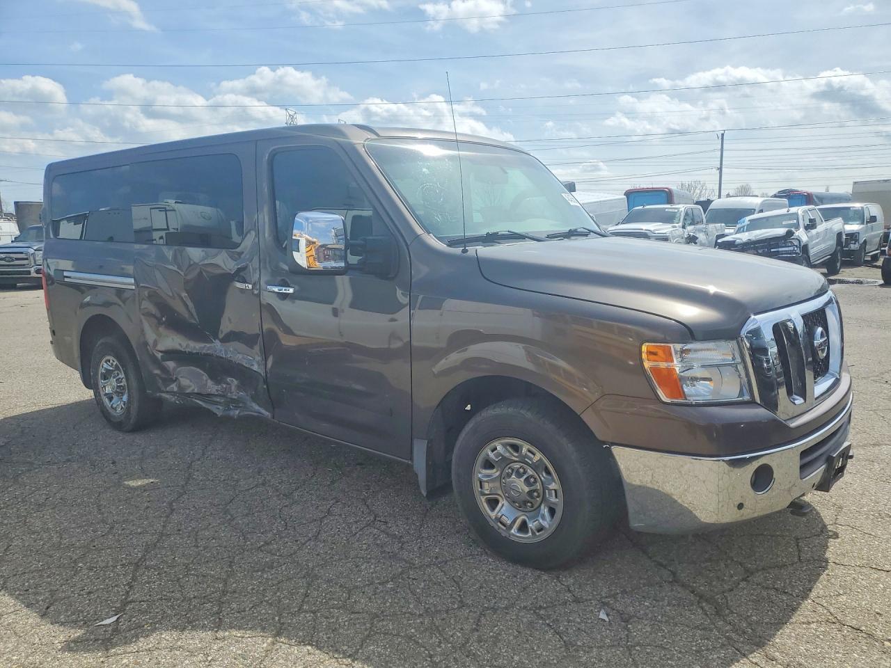2016 Nissan NV 3500 HD SL