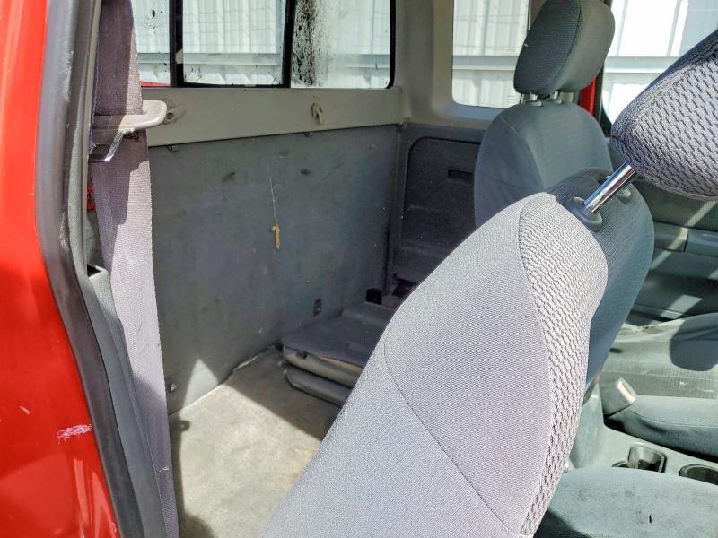 2002 Nissan Frontier King cab xe