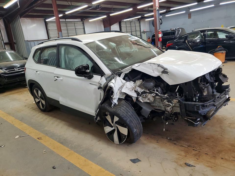 2024 Volkswagen Taos s