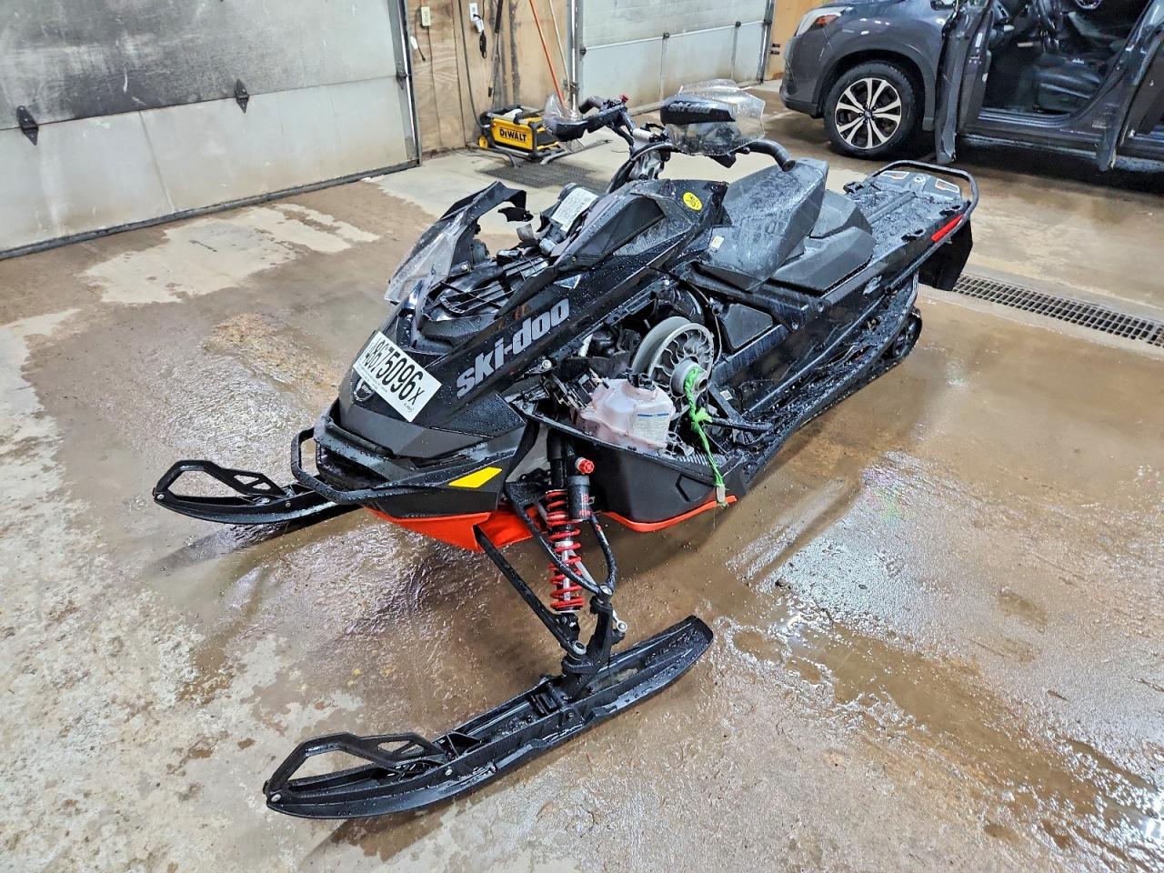2021 Skidoo DOO Renegade XRS