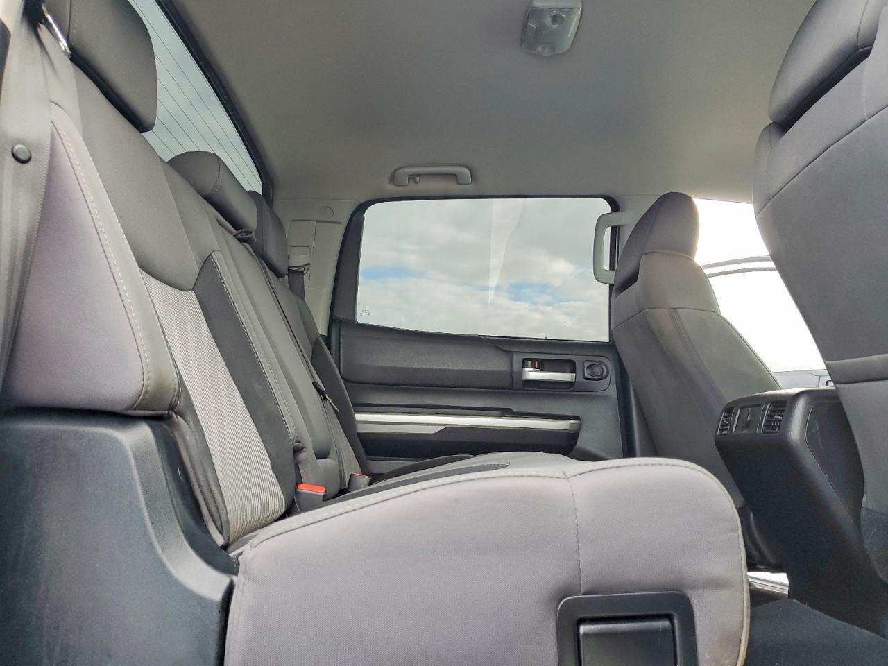 2014 Toyota Tundra Crewmax SR5