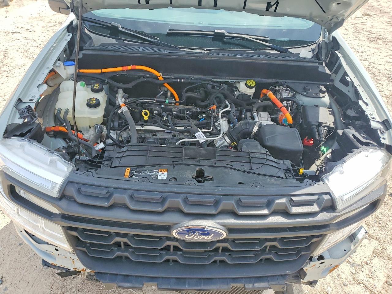 2023 Ford Maverick XL