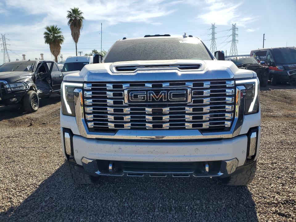 2024 GMC Sierra K3500 Denali