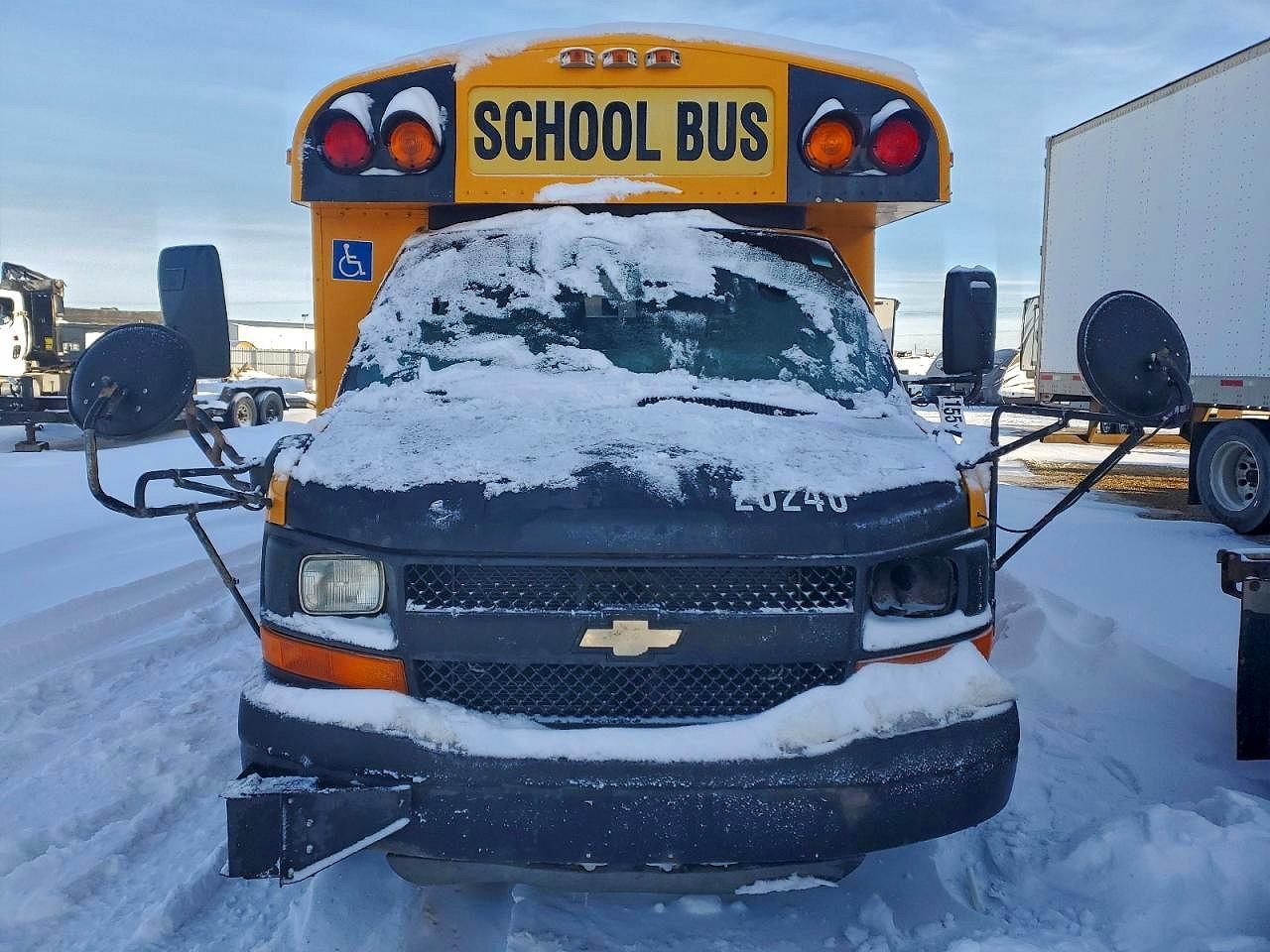 2010 Chevrolet Express Cutaway G4500
