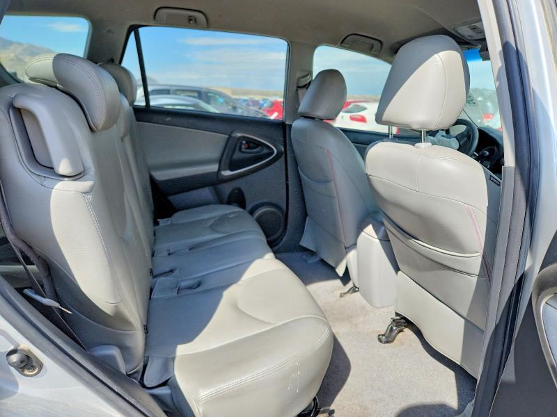 2009 Toyota Rav4 Adventure