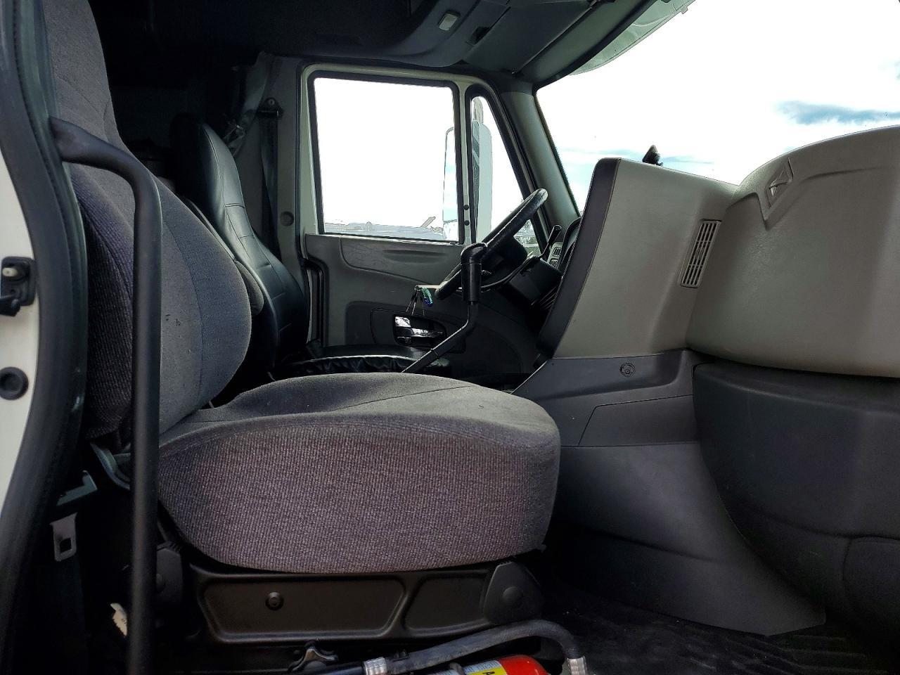 2014 International Prostar