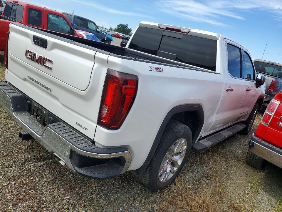 2022 GMC Sierra Limited K1500 SLT