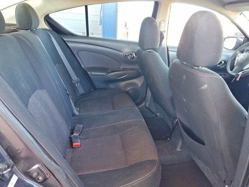 2015 Nissan Versa 1.6 sv
