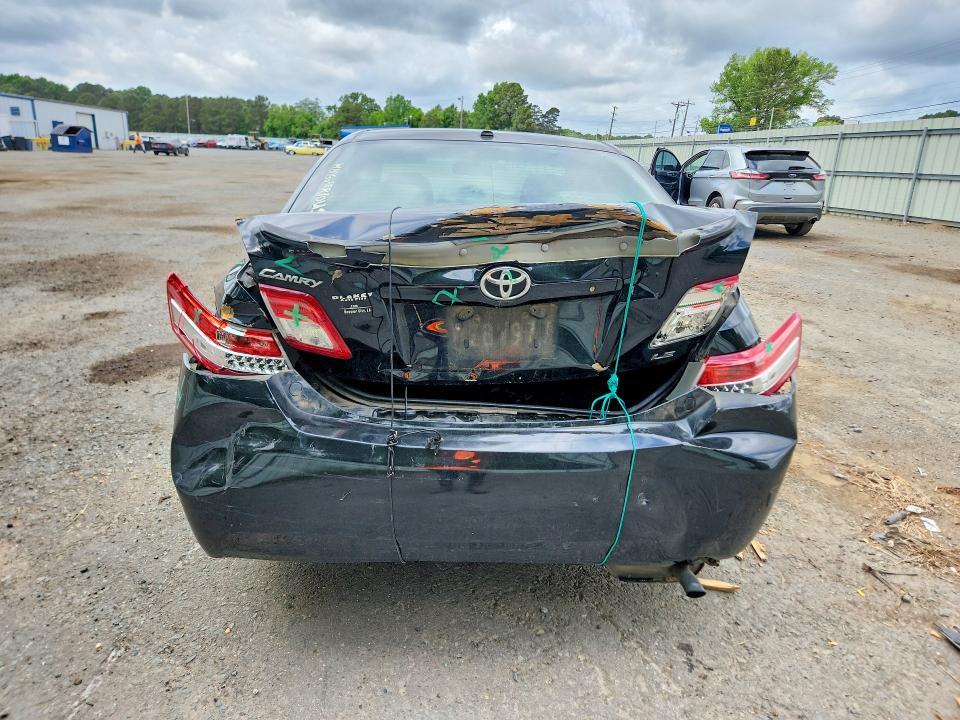 2011 Toyota Camry le