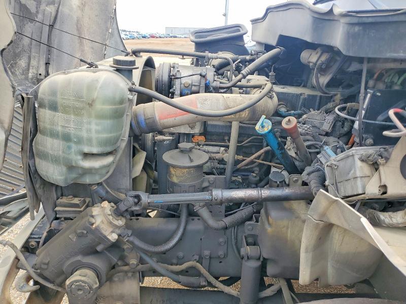 2004 International 4400 Refrigerated box Truck