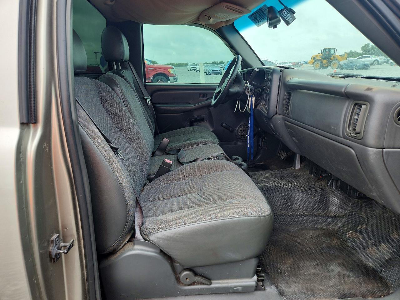 2003 Chevrolet Silverado C1500