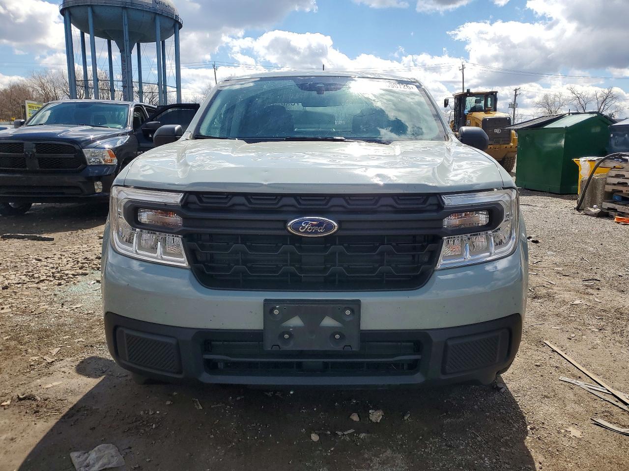 2024 Ford Maverick XL