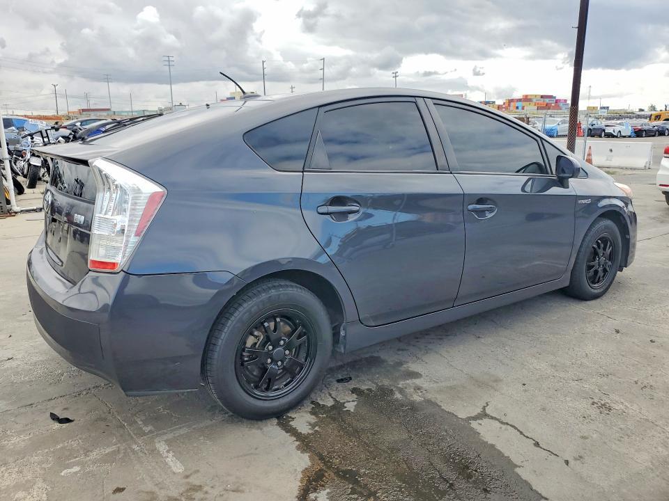 2010 Toyota Prius ii