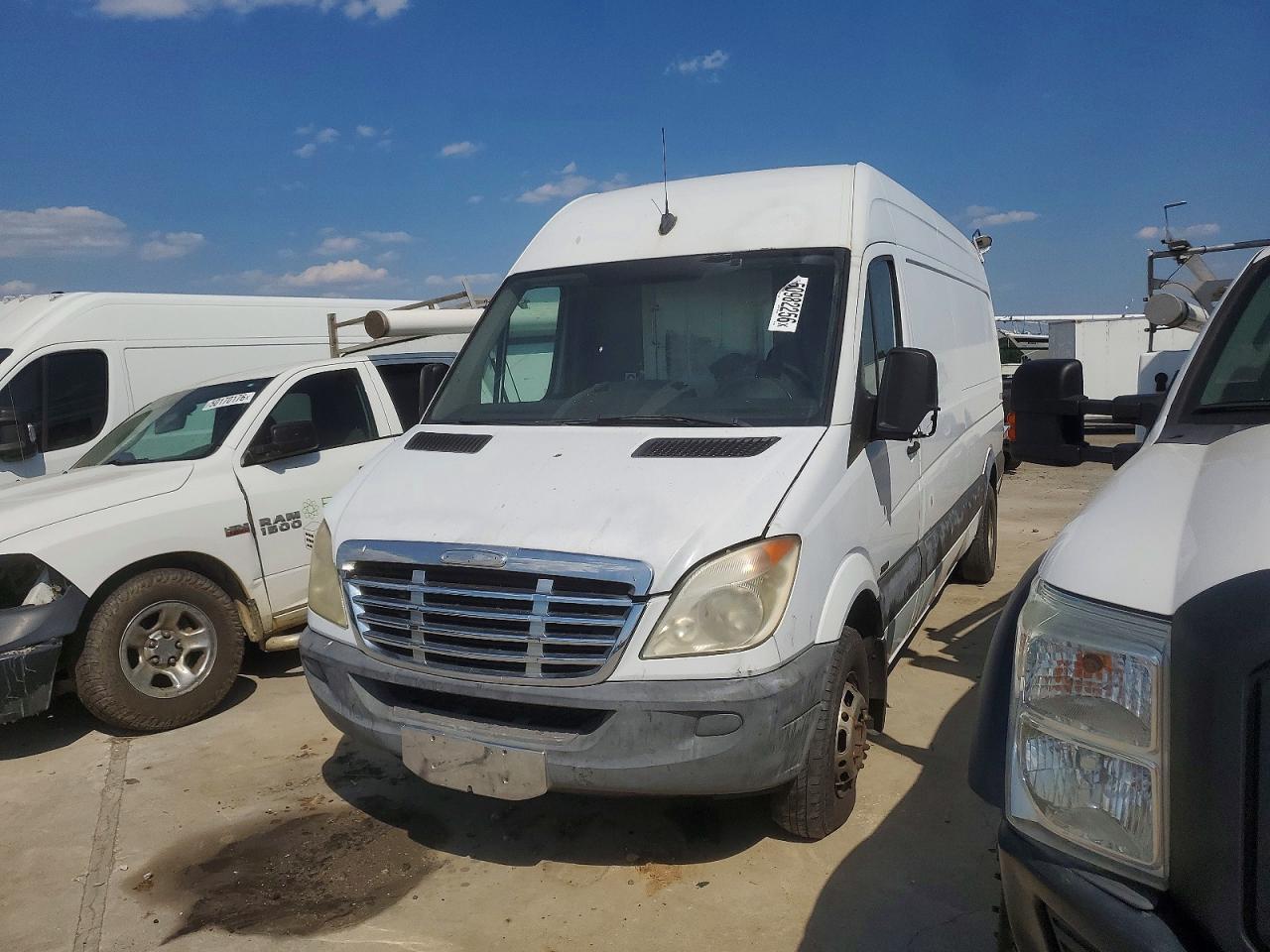 2010 Freigliner Sprinter
