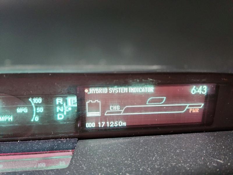 2010 Toyota Prius iii