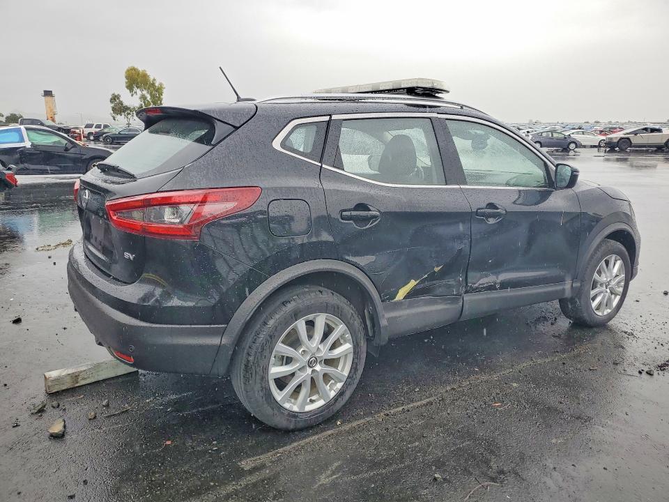 2022 Nissan Rogue Sport sv