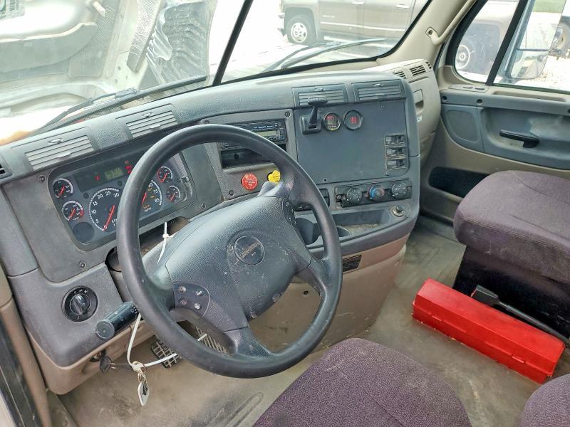2016 Freigliner 2016 Freightliner Cascadia 125 Semi Truck