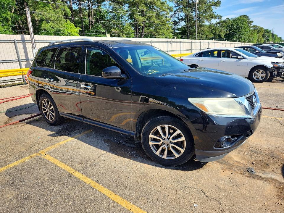 2016 Nissan Pathfinder s