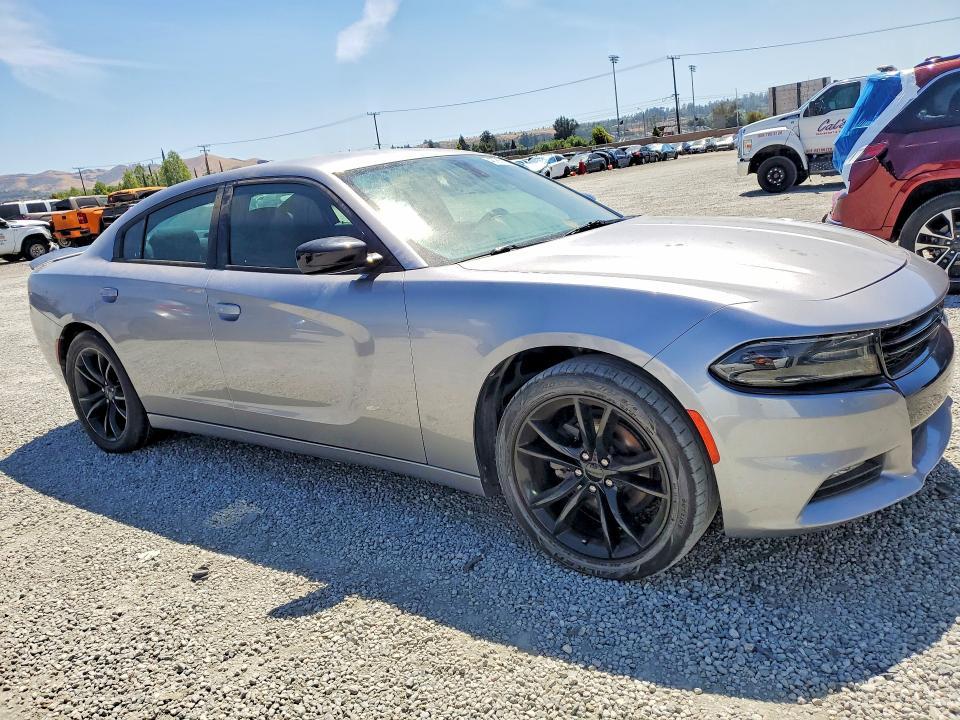 2016 Dodge Charger sxt