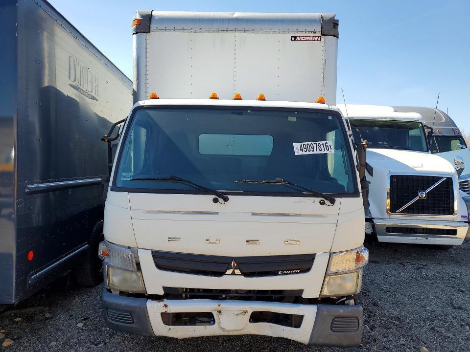 2014 Mitsubishi Fuso Fec72s box Truck