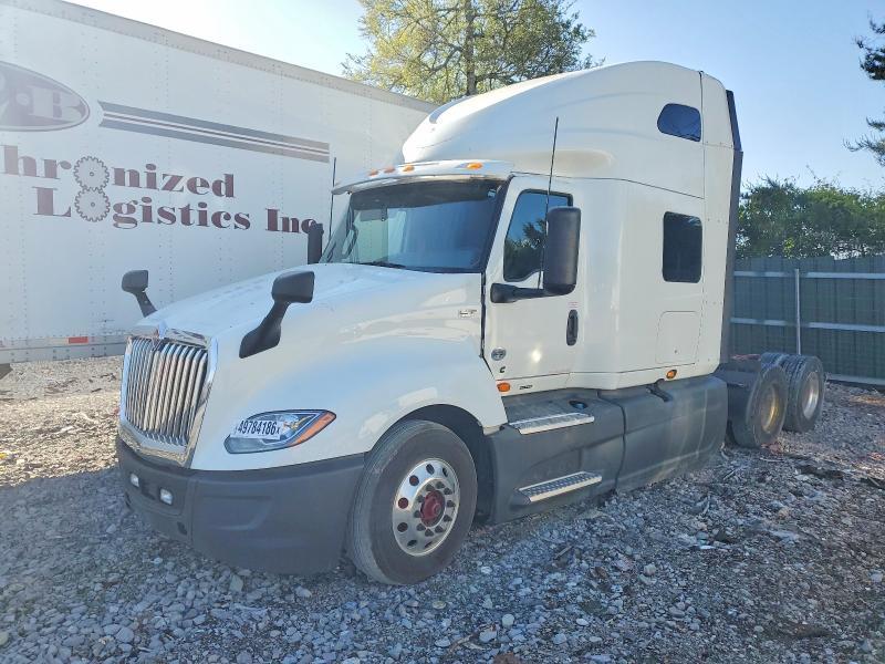 2021 International LT625 Semi Truck