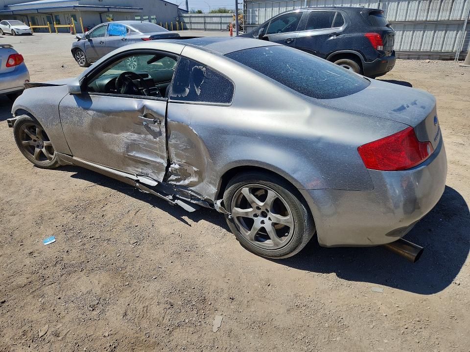 2005 Infiniti G35 Base
