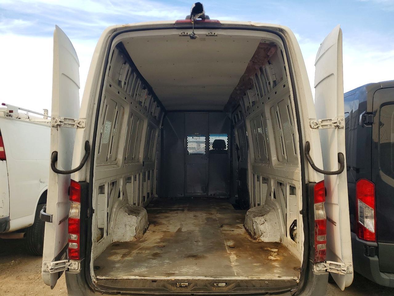 2015 Mercedes-Benz Sprinter 3500 Delivery Van