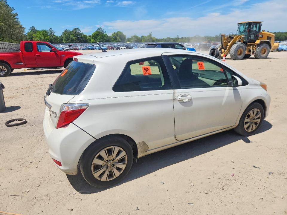 2013 Toyota Yaris 3-door le