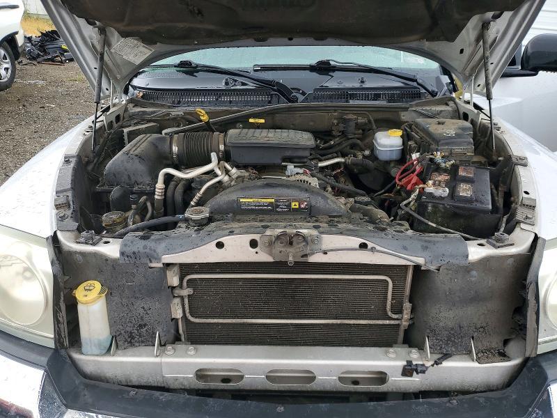 2005 Dodge Dakota Quad SLT