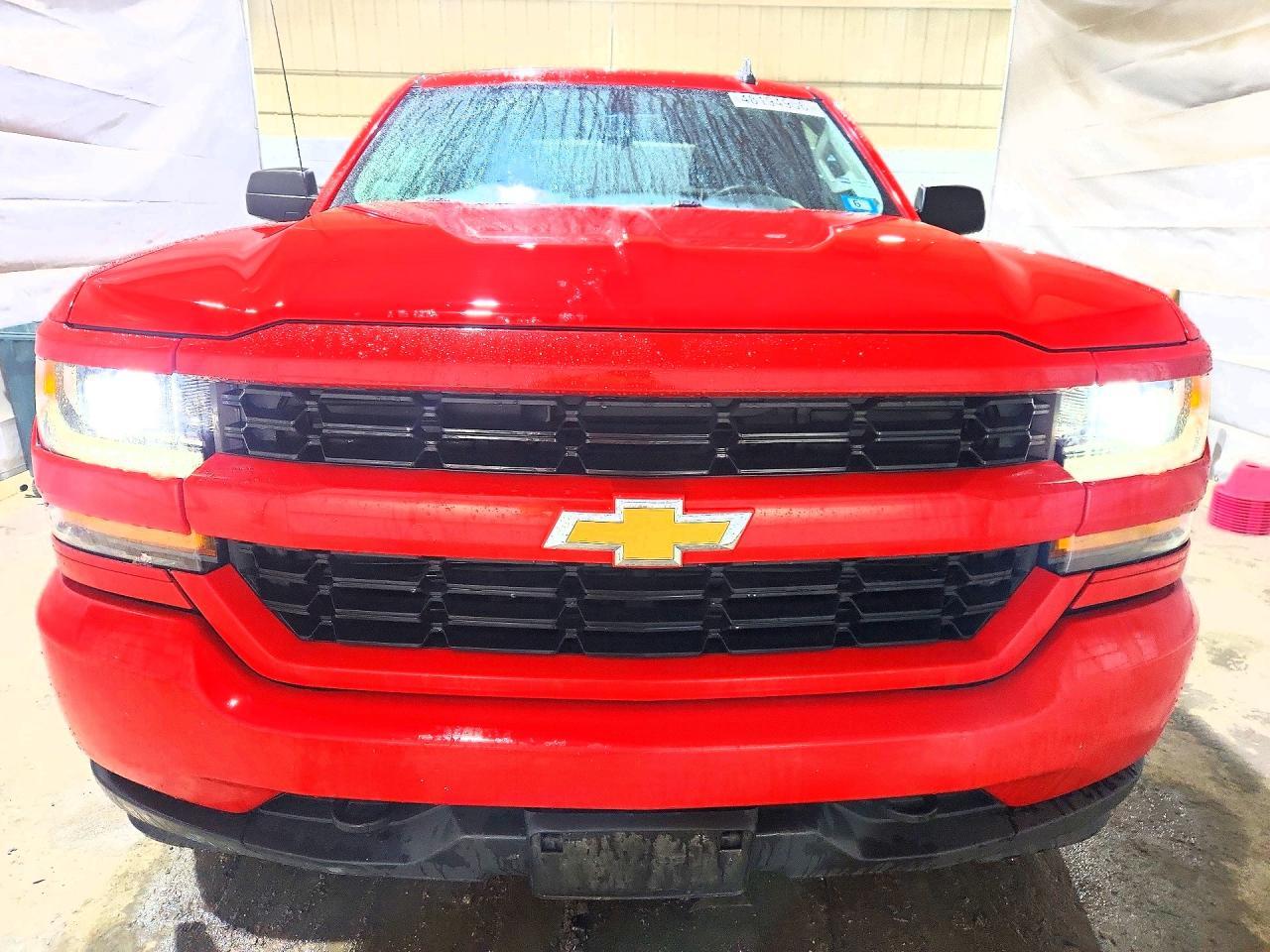 2018 Chevrolet Silverado K1500 Custom