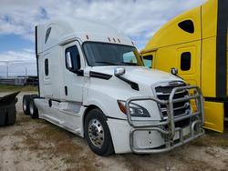 Salvage trucks for sale at Farr West, UT auction: 2019 Freigliner 2019 Freightliner Cascadia 1-Semi Truck