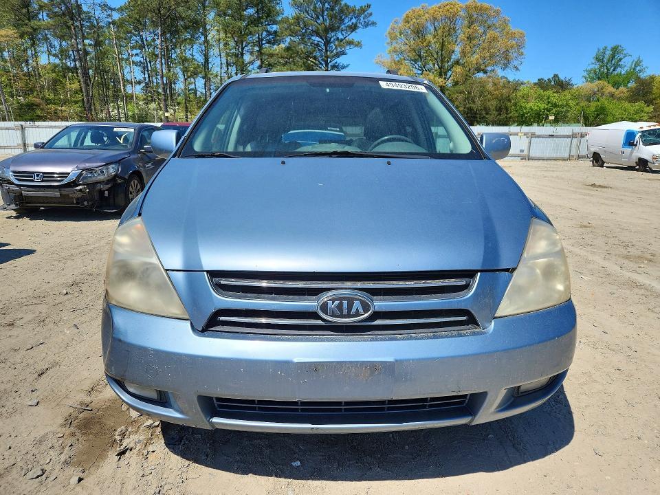 2007 KIA Sedona Base