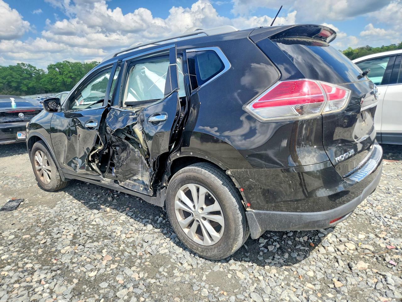 2014 Nissan Rogue sv