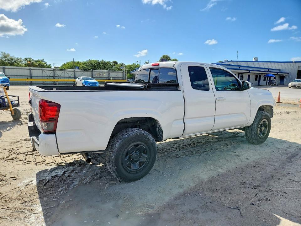 2022 Toyota Tacoma SR V6